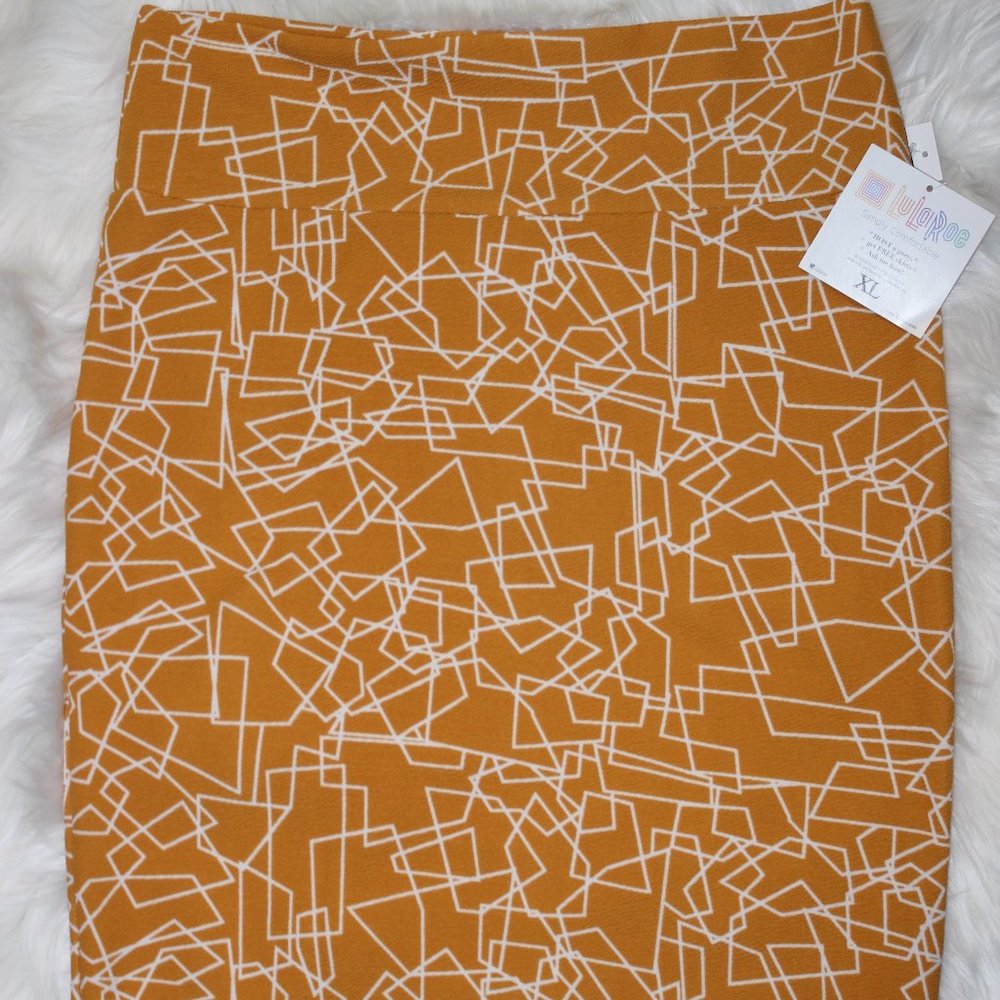 BNWT LULAROE CASSIE SKIRT XL